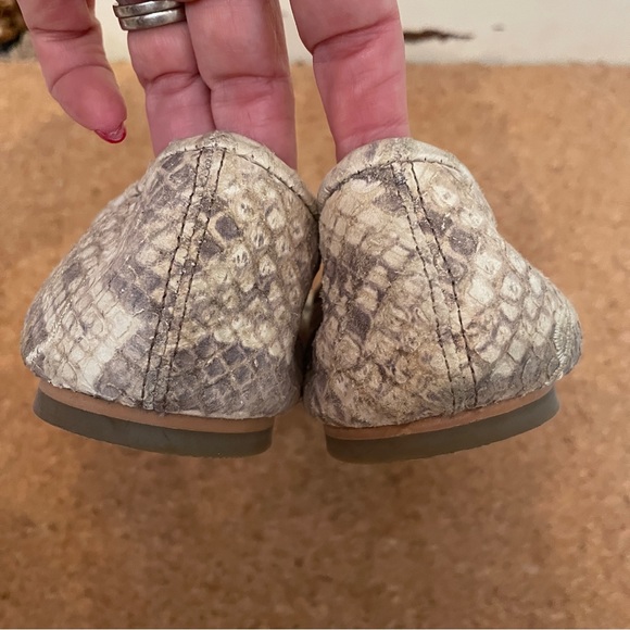 Sam Edelman Felicia Ballet Flat Embossed Leather Python Snake Print Size 7 shoes - Picture 5 of 10